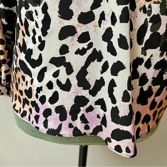 Veronica Beard Ramona Leopard Silk Blend V-Neck 3/4 Sleeve Top Size 2 - Picture 6 of 15